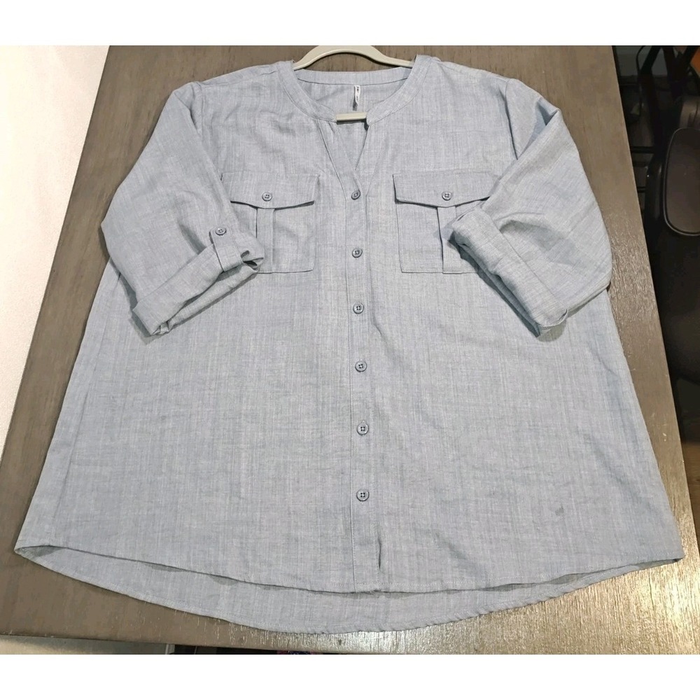 NWT 3rd + Malt Women's 1X Light Blue Button Front Utility Blouse Roll Tab Sleeve